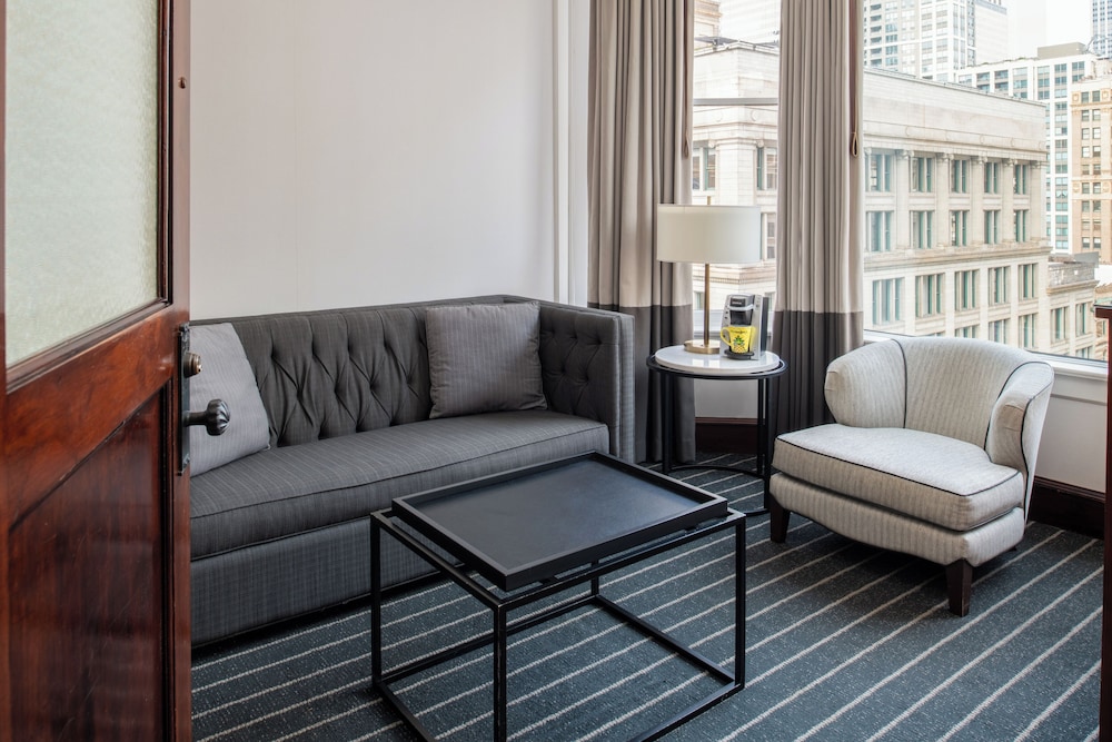 Reliance King Suite - Photo 4