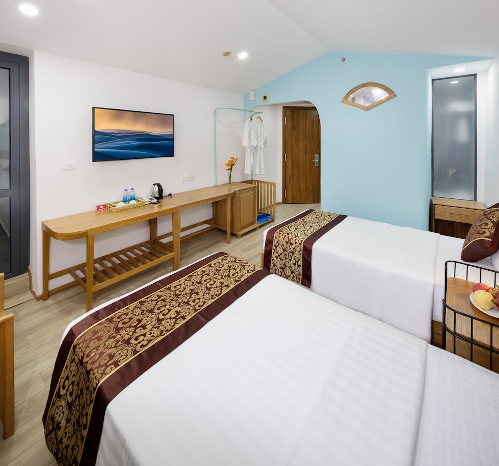 Superior Double or Twin Room - Photo 6