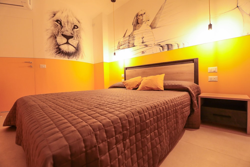 Studio Suite (Africa) photo 3
