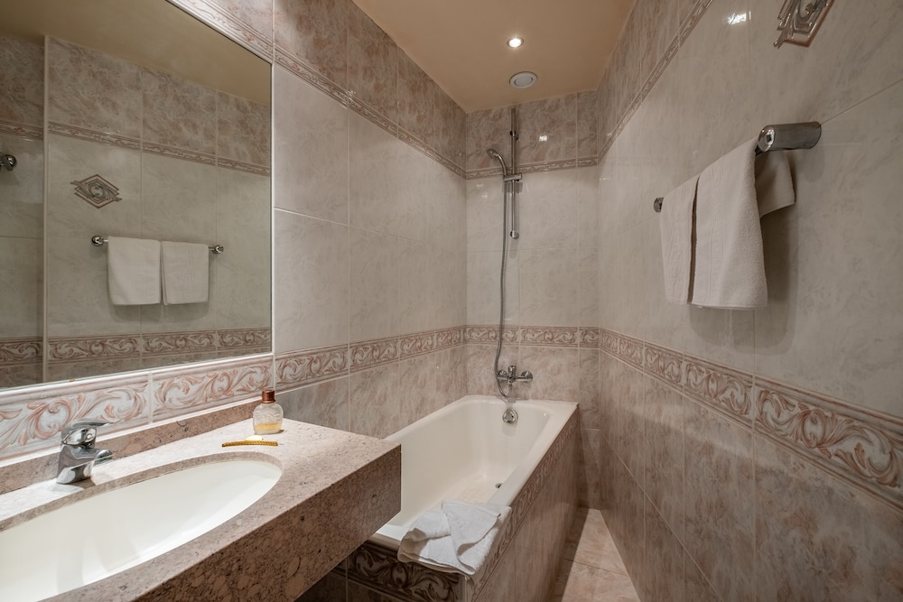 Superior Double Room photo 2