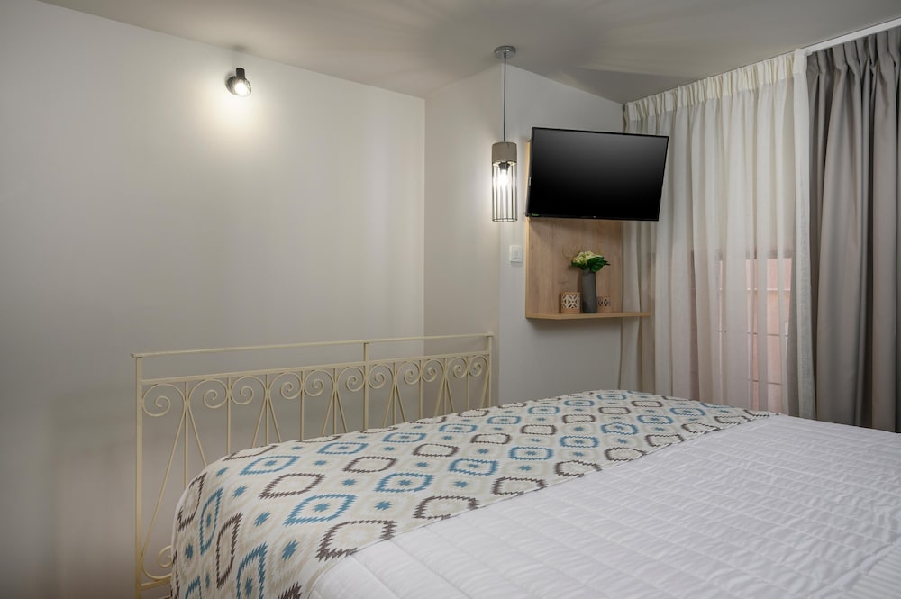 Basic Suite (ground floor)