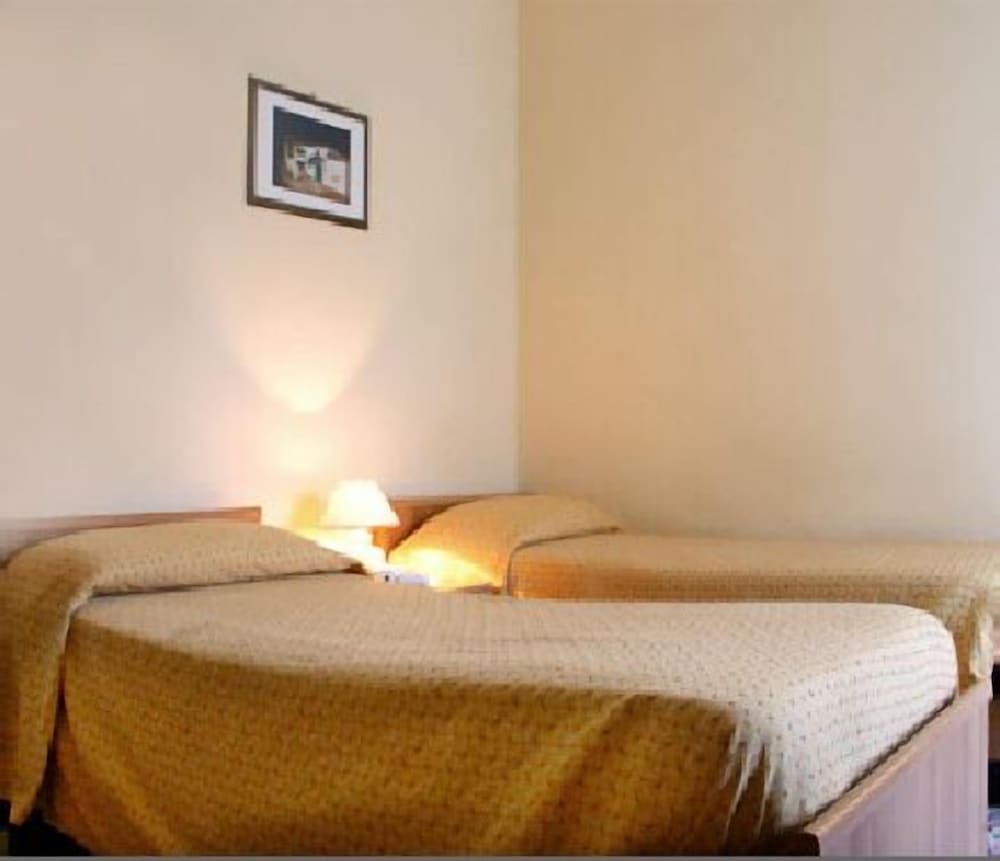 Dreibettzimmer