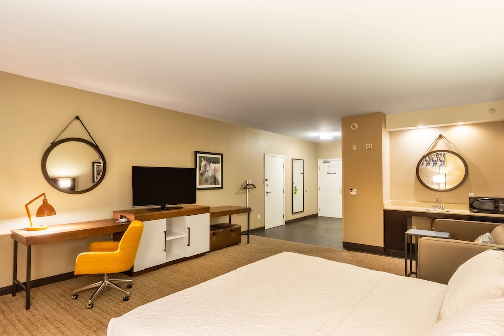 Studio, 1 King Bed, Accessible, Non Smoking - Photo 2