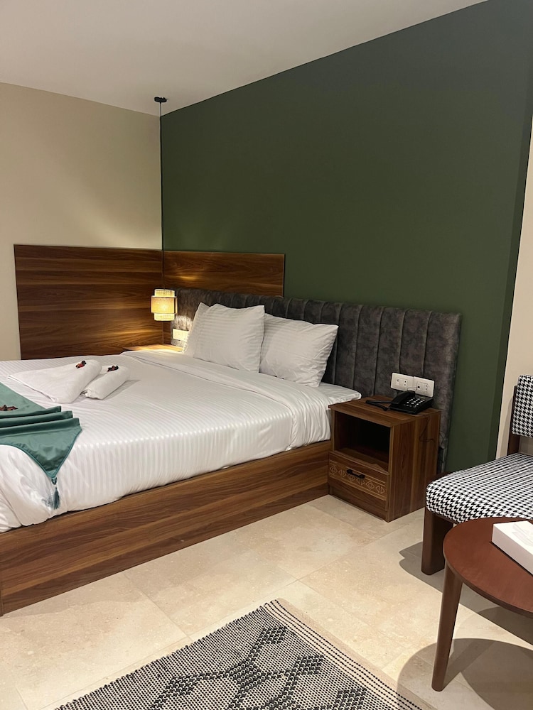 Standard Double Room, City View