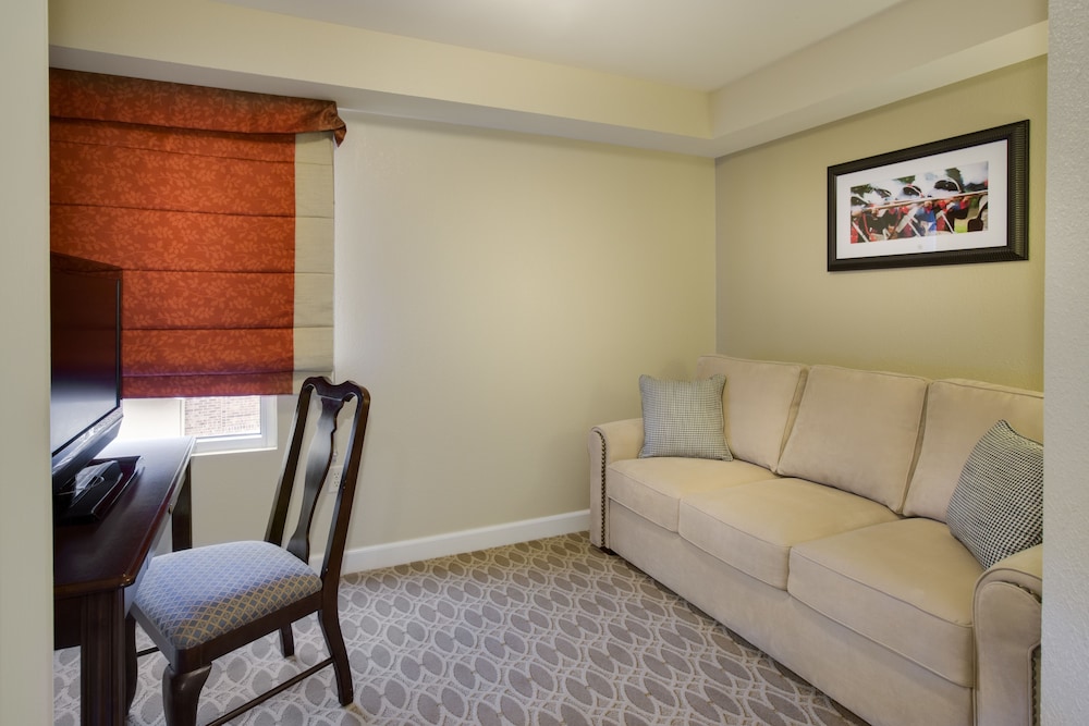 Classic Suite, 2 Bedrooms, Non Smoking photo 2