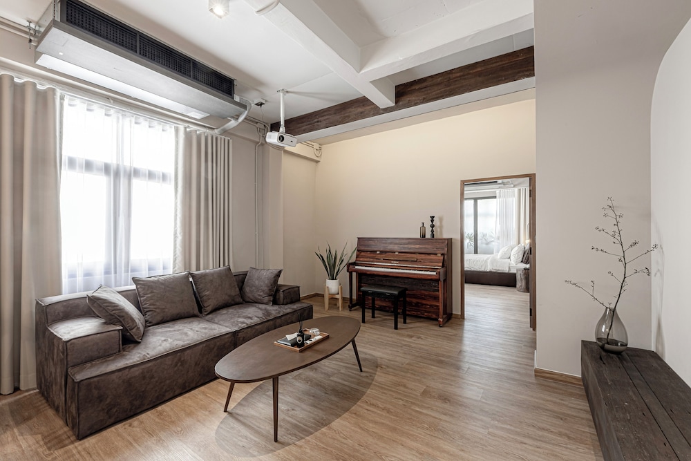 Family Two Bedroom Apartment (2nd fl) photo 1