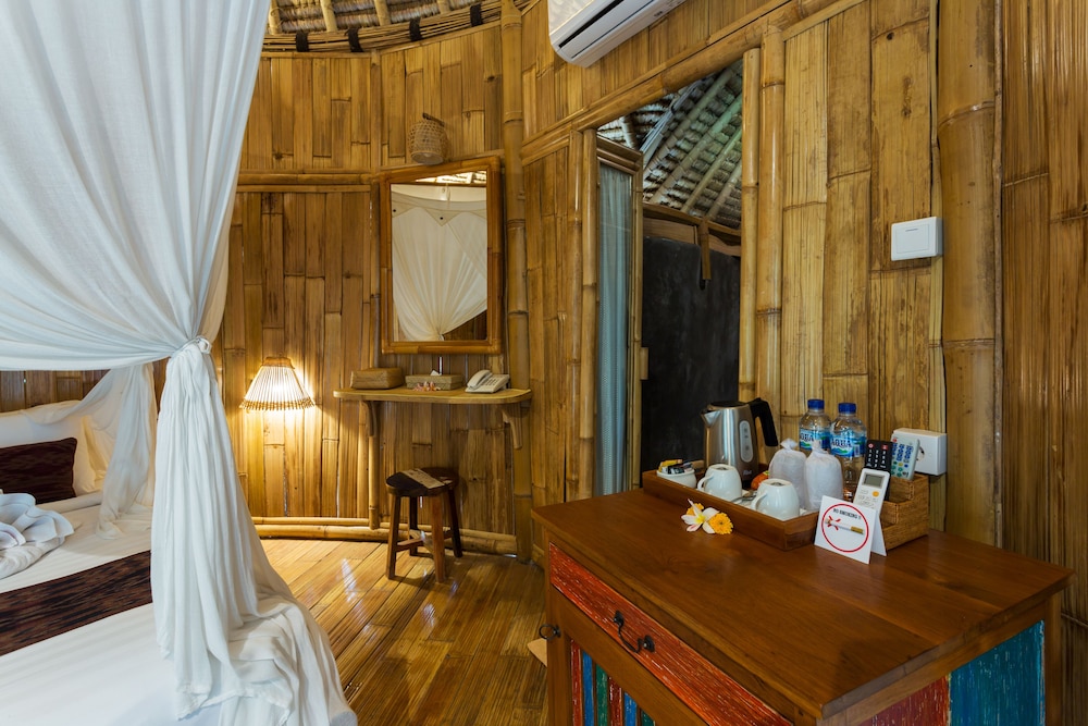 Bamboo Villa photo 3