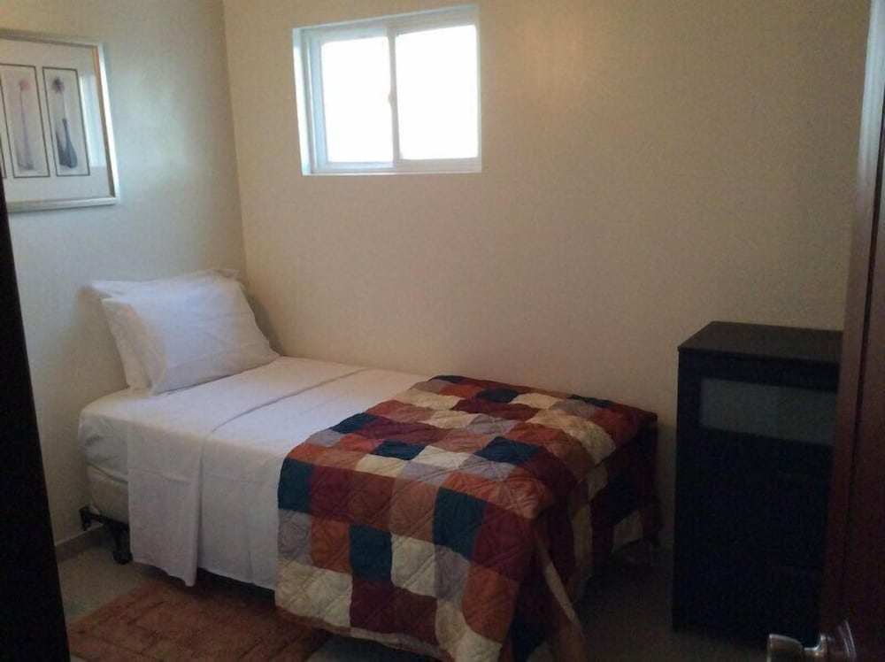 Apartment, 2 Bedrooms, 2 Bathrooms, Garden View photo 2