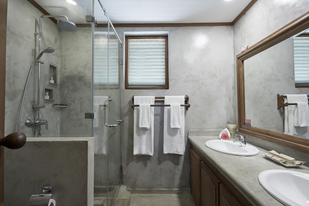 Family Duplex - Photo 10