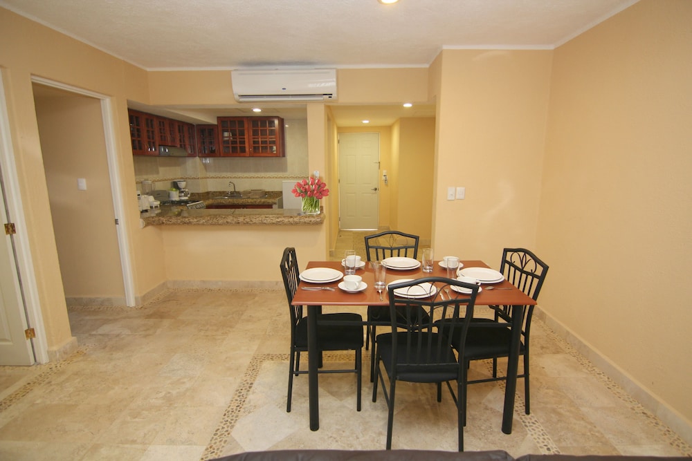 Suite, 2 Bedrooms photo 3