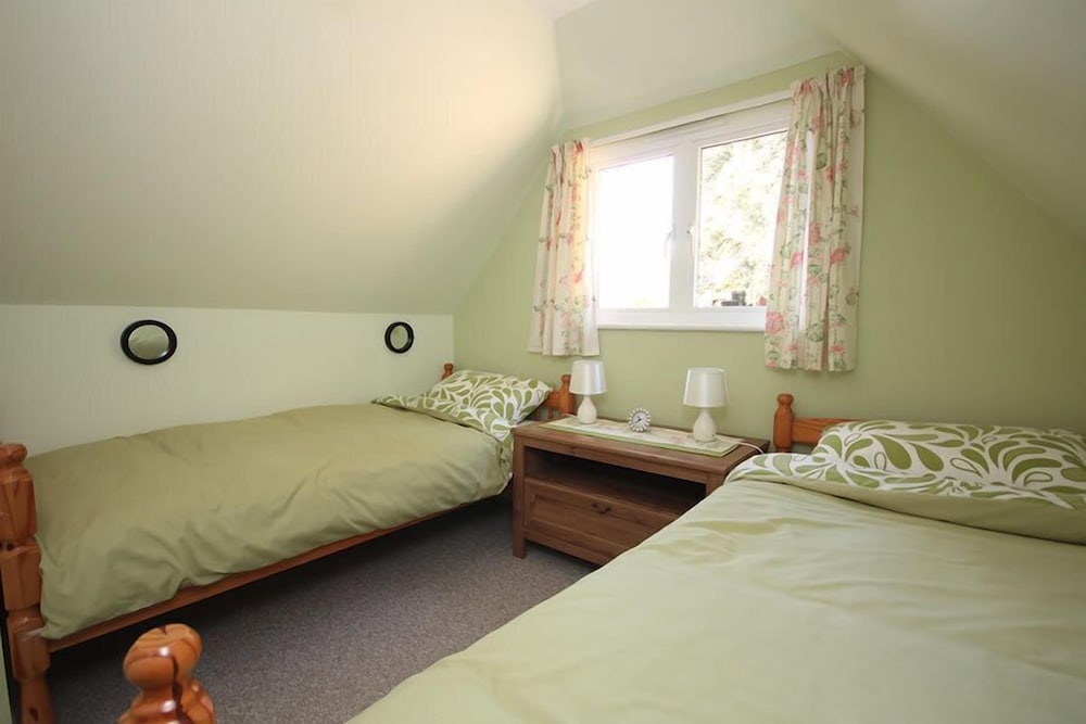 Cottage, Sea View photo 2
