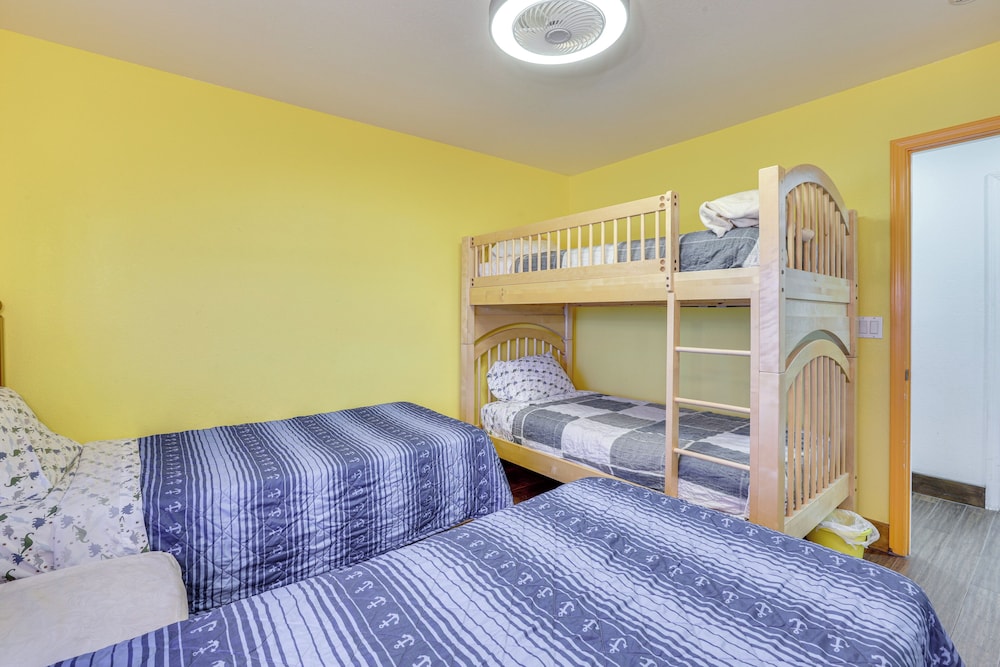 House (4 Bedrooms) photo 2