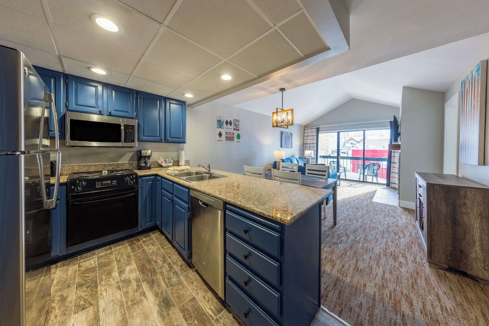 One Bedroom Suite