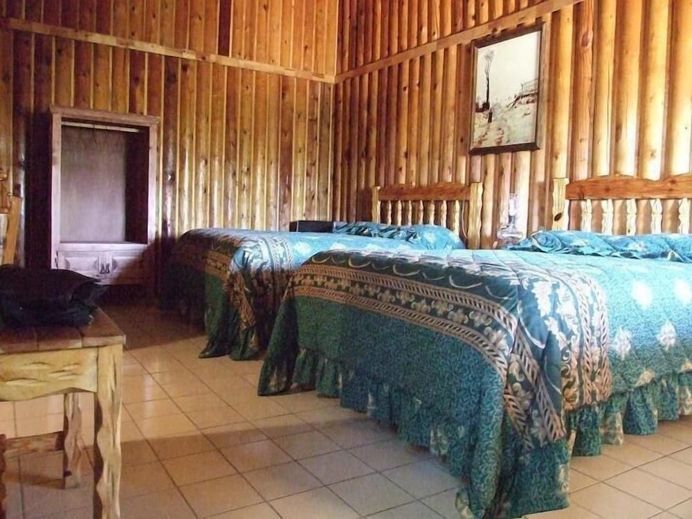 Junior Room, 2 Double Beds, Valley View