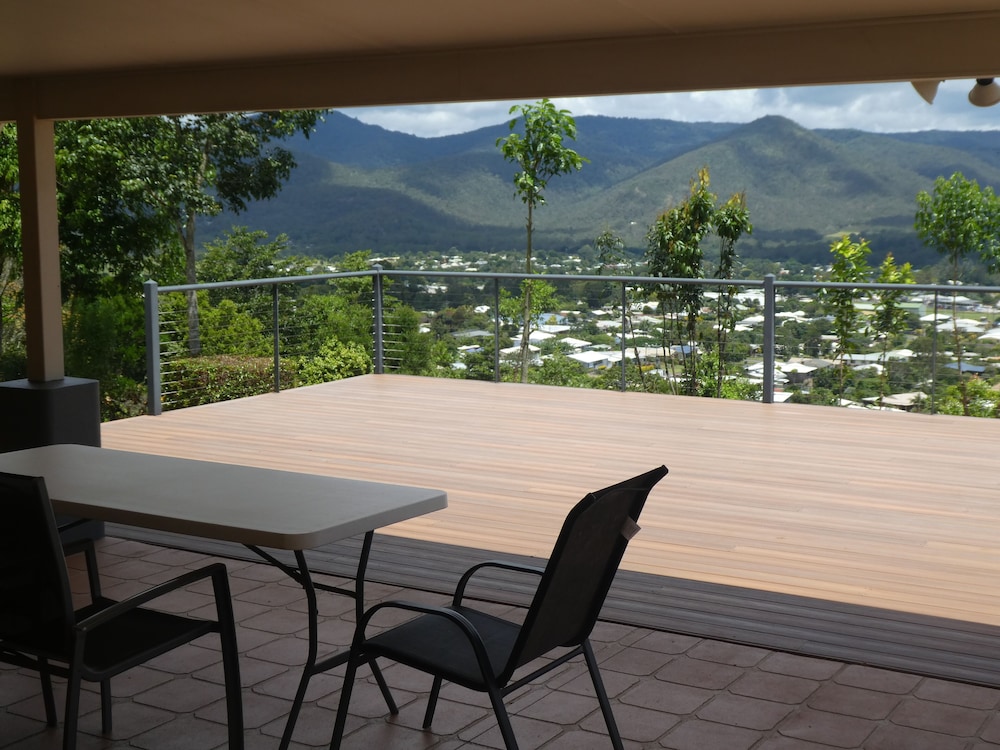 Majestic Room, Deluxe Double or Twin Room, 1 Kind Bed, Valley View, Mountainside, 1 King Bed photo 2