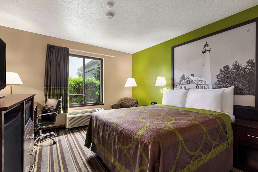 Room, 1 Queen Bed, Accessible, Non Smoking (Mobility) - Photo 1