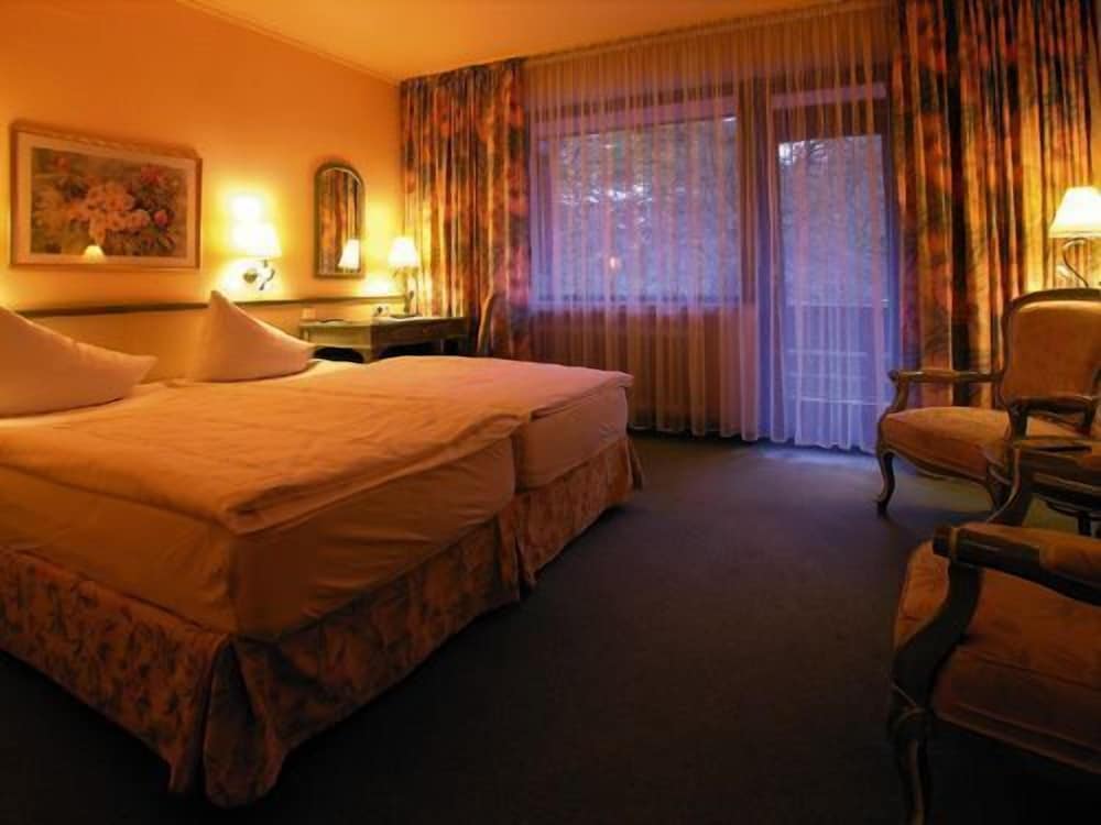 Basic Double Room, Private Bathroom photo 1