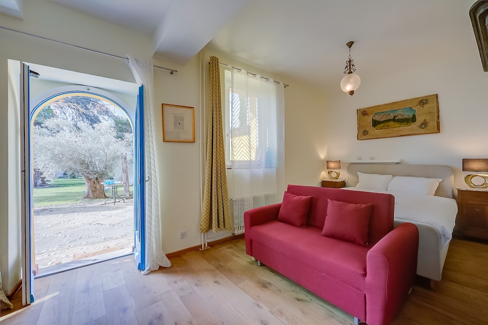 Family Apartment, 1 Double Bed With Sofa Bed, Garden Area (Palazzo Dei Ulivi - Rosmarino) photo 3