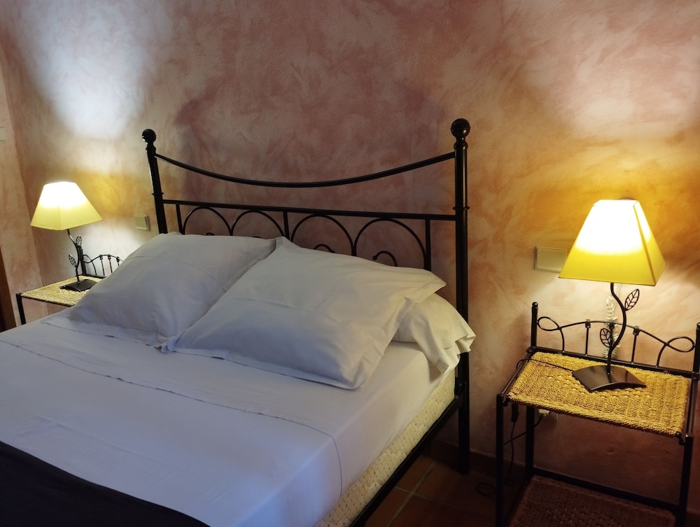 Standard Double Room, 1 Double Bed, Non Smoking - Photo 5