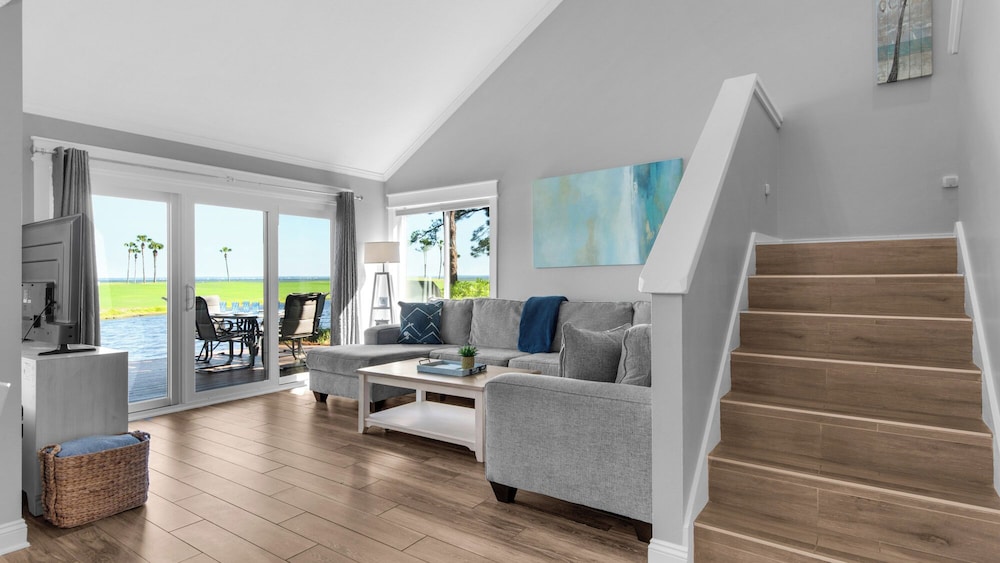 Townhome, Multiple Beds, Patio (Sea Ya Later)