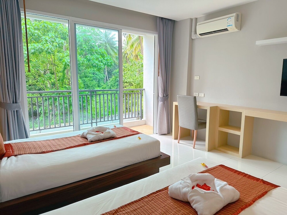 Superior Twin Room - Photo 9