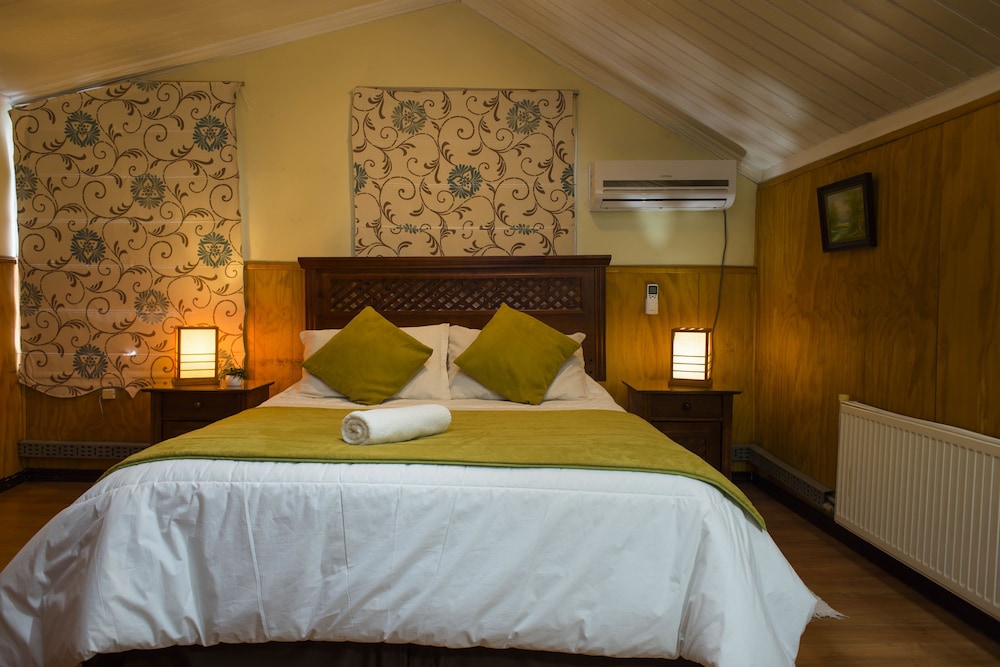 Standard Double Room, 1 Bedroom, Private Bathroom photo 1