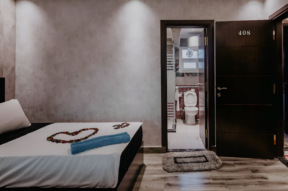 Deluxe Twin Room Ensuite photo 1