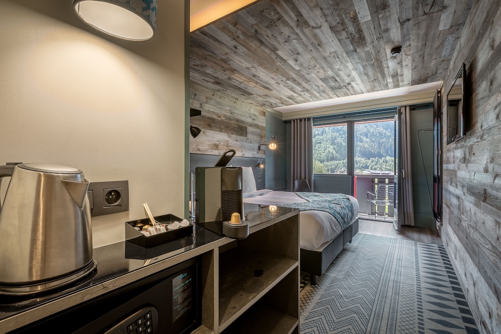Classic Double or Twin Room, Mountain View - Photo 3