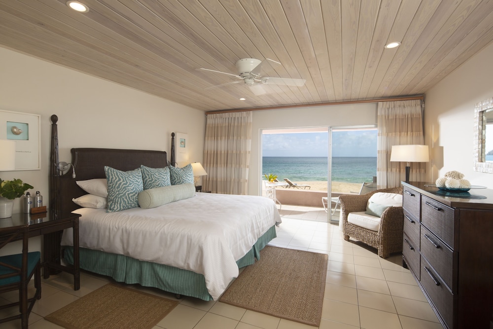 Deluxe Room, Terrace, Beachfront (Ground Floor) photo 1
