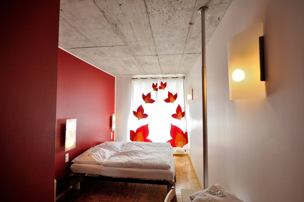 Double Room Single Use, Private Bathroom photo 3