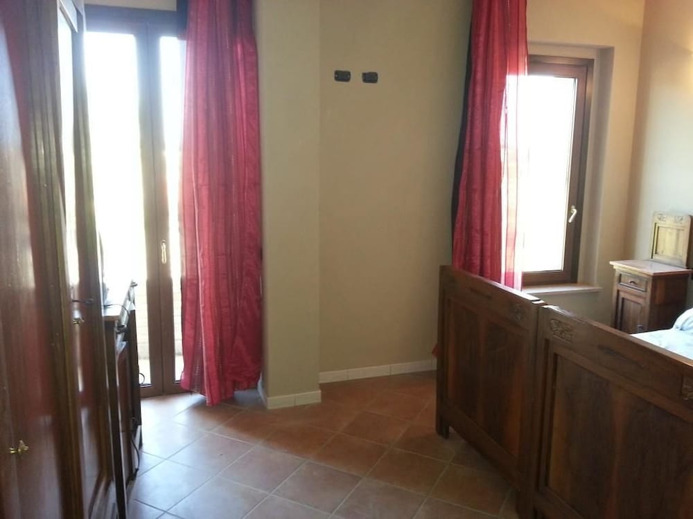 Standard Twin Room, Garden View photo 1