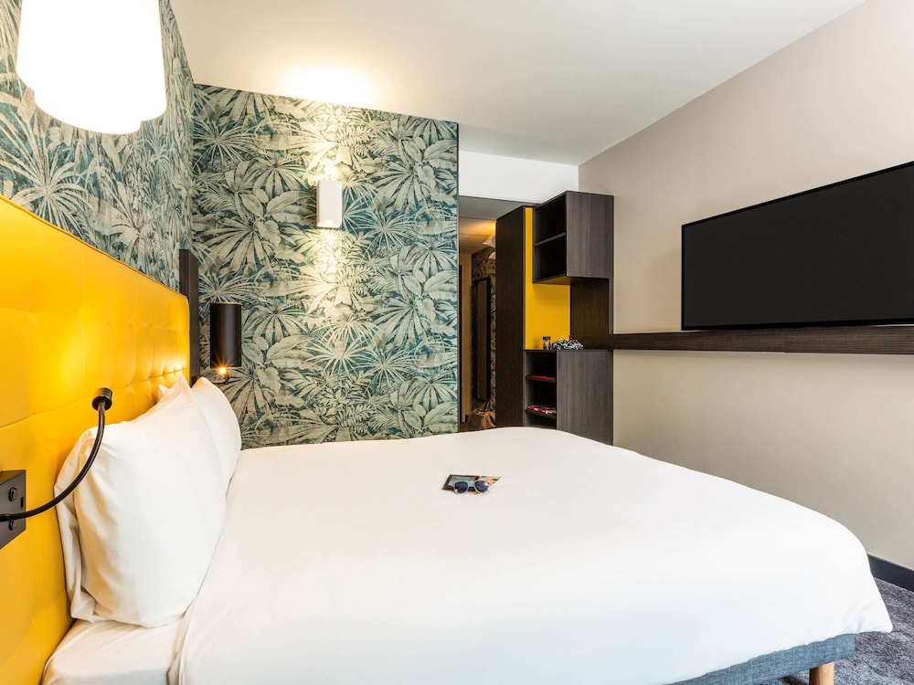 Family Room, 1 Double Bed with Sofa bed (4 people) photo 3