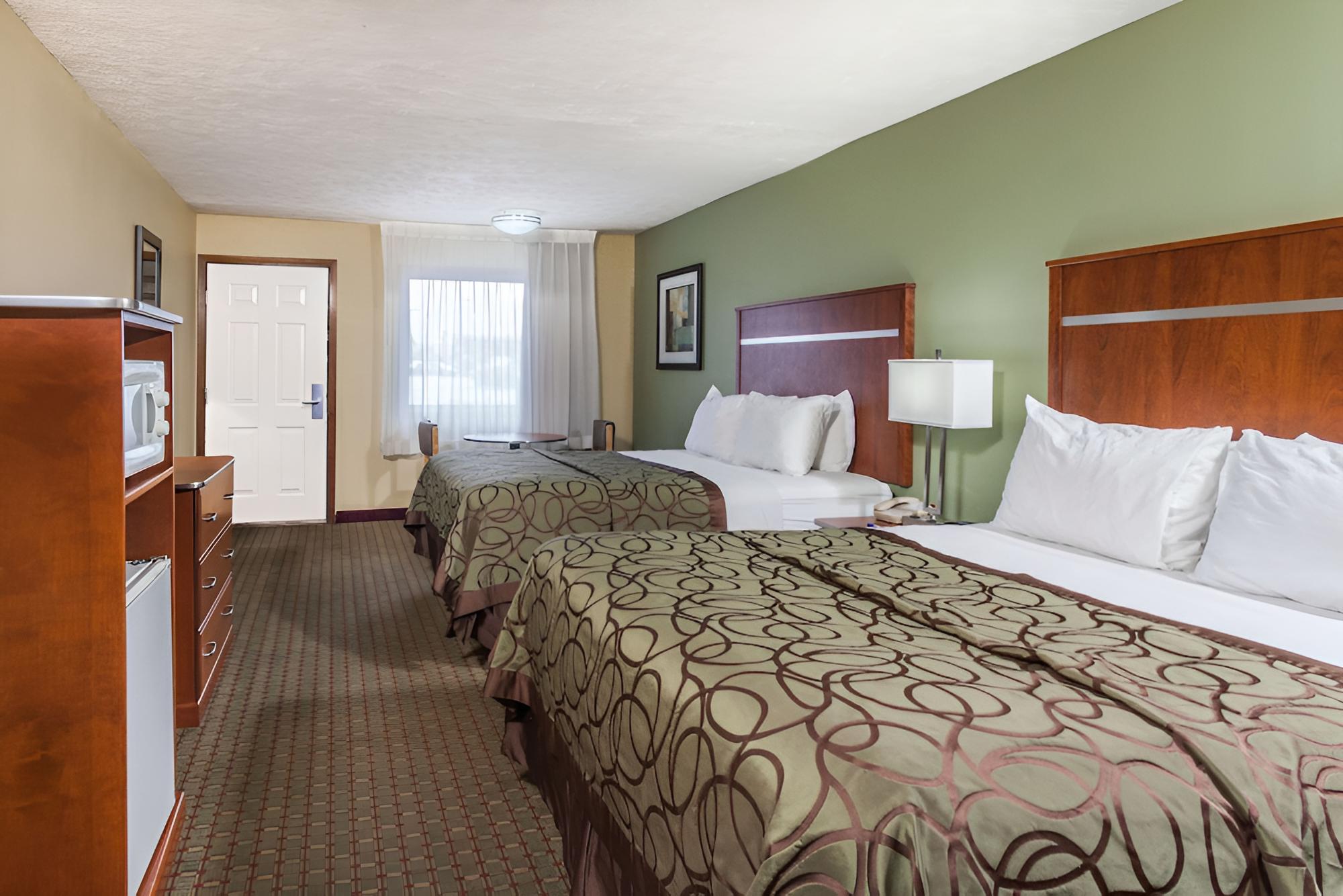 Room, Accessible photo 1