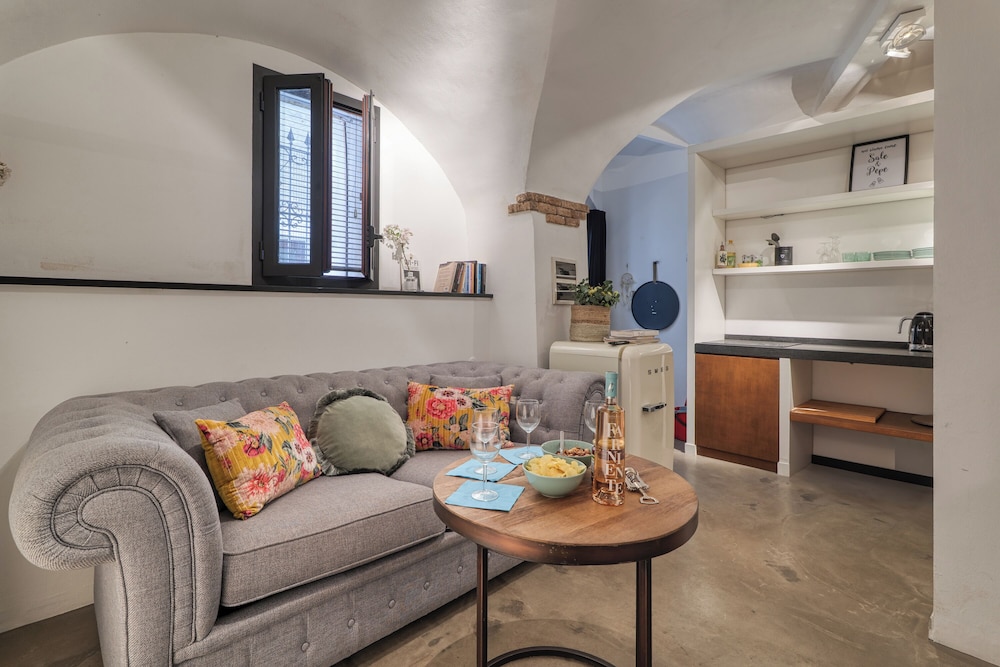 Honeymoon Apartment, Multiple Bedrooms (Boutique Apartment I Cavalieri)