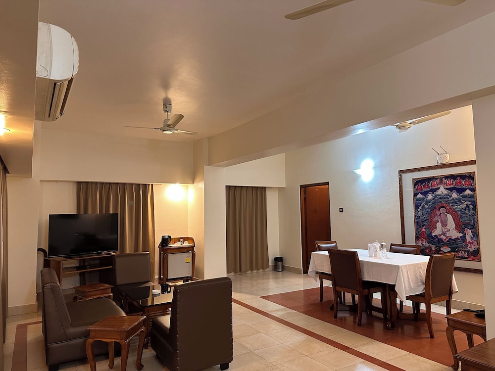 Grand Room photo 3