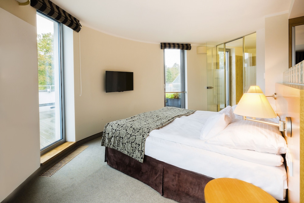 Deluxe Suite photo 2