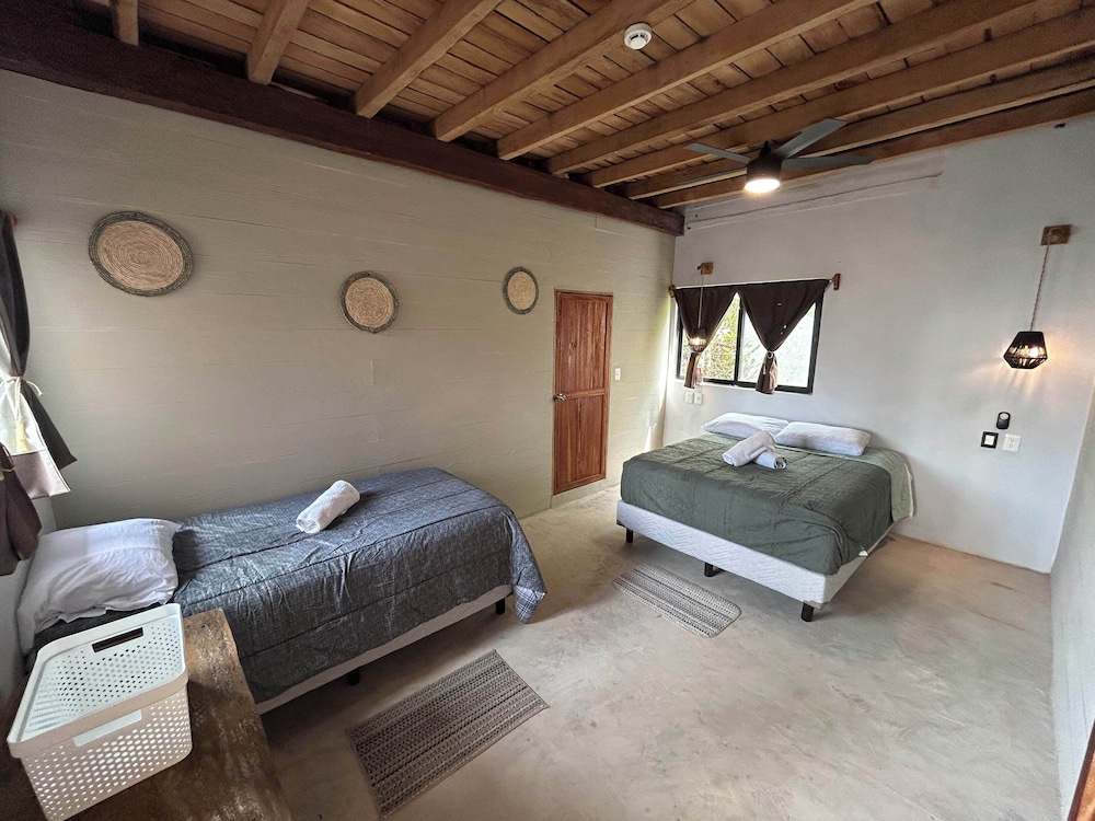 Luxury Villa photo 1