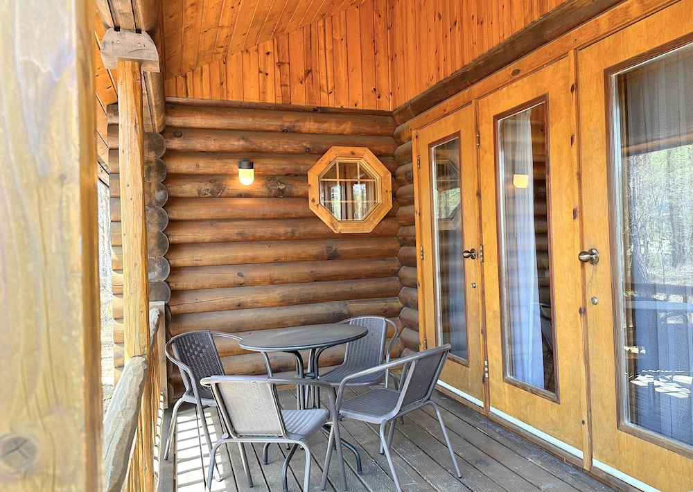 Private Cottage - Log Cabin - Photo 26