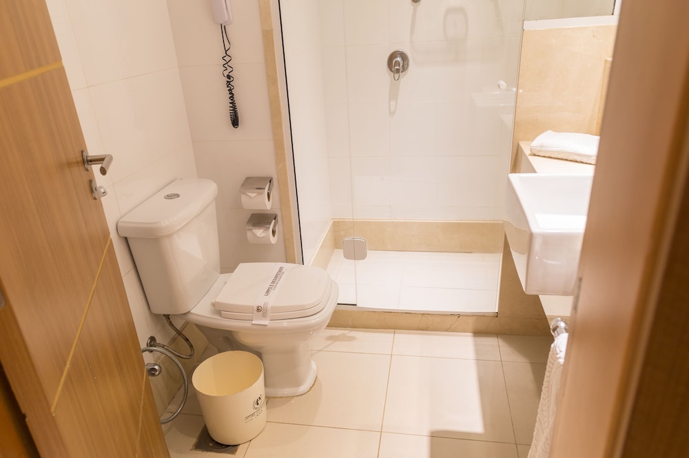 Deluxe Triple Room - Photo 6