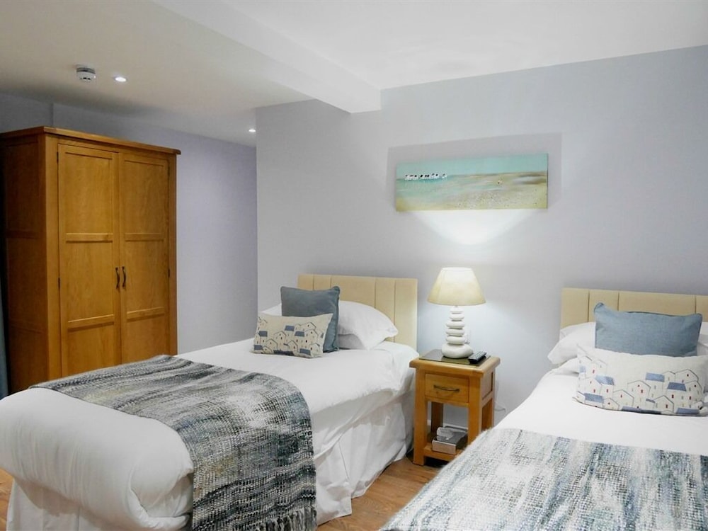 Superior Twin Room, Ensuite