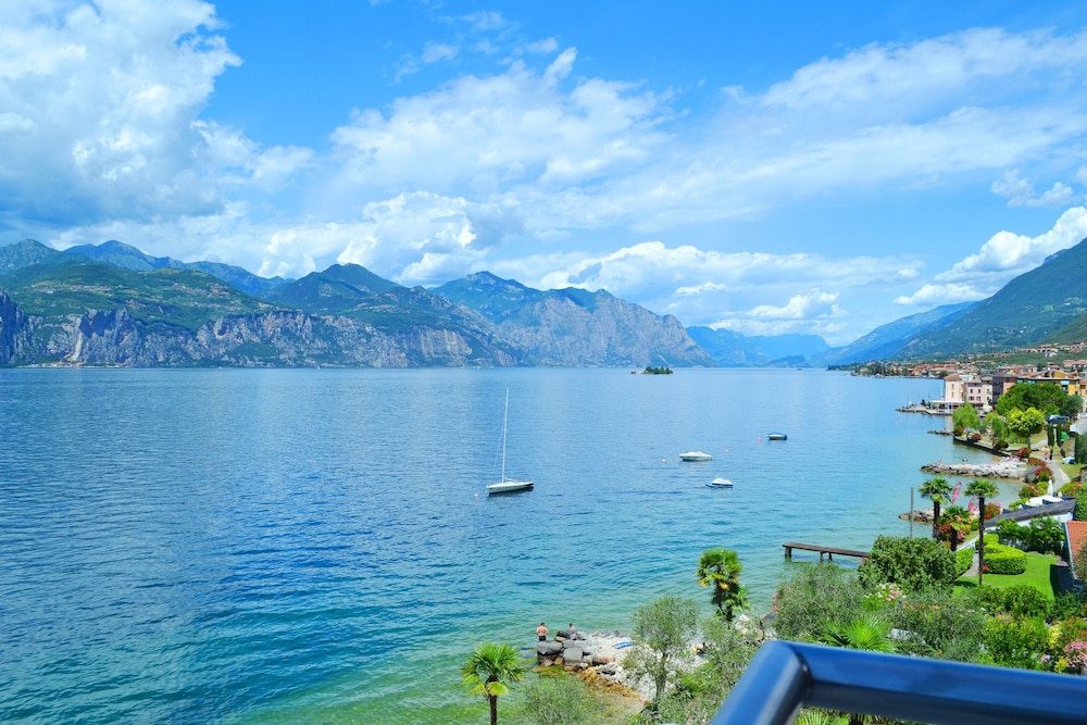 Suite, Balcony, Lake View (Duplex Paradise 2 people) photo 2