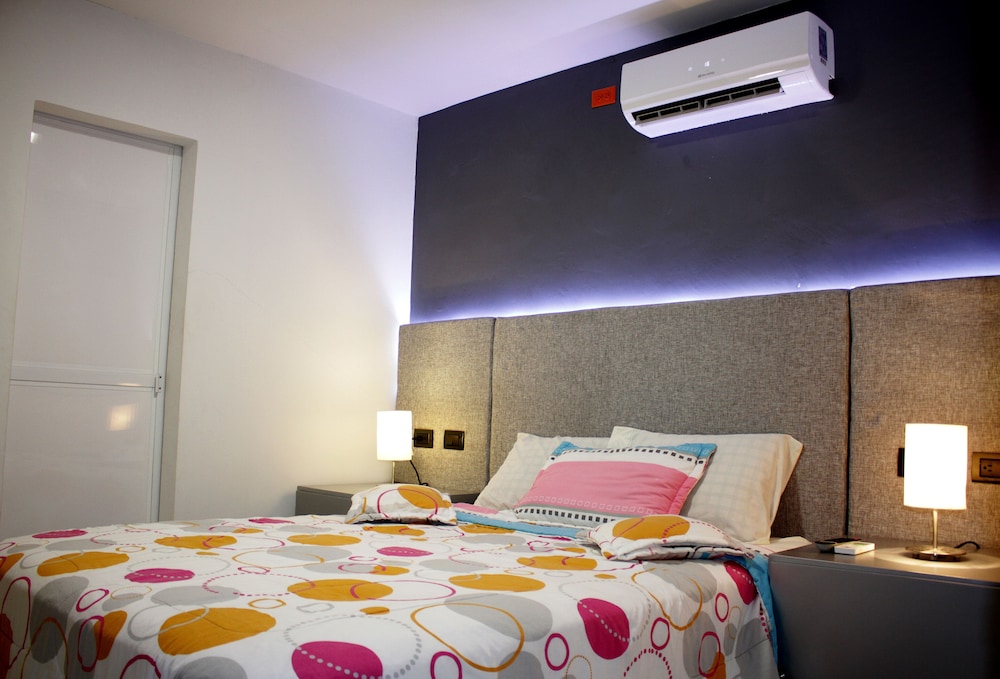Junior Suite, 1 Double Bed, Non Smoking photo 1
