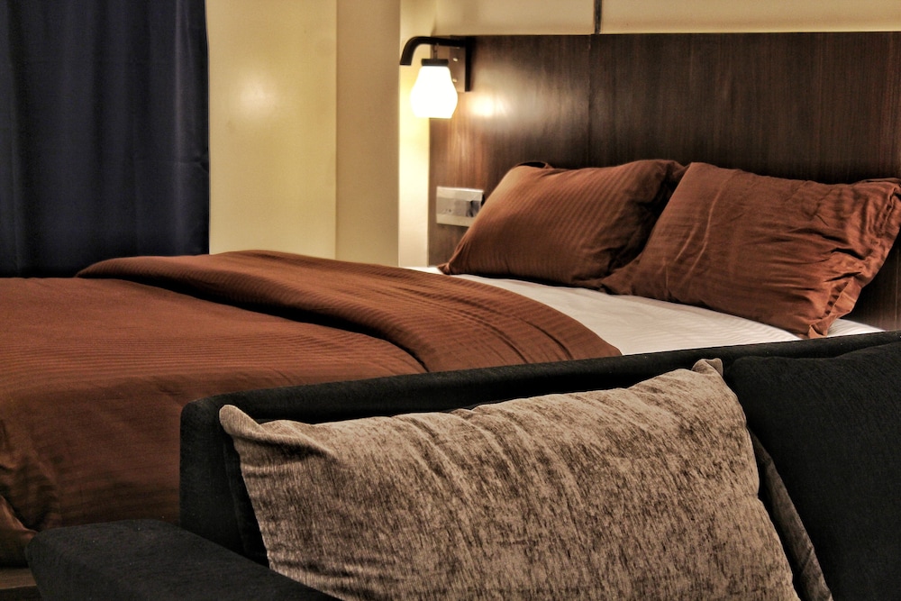 Deluxe Studio, 1 Bedroom, City View