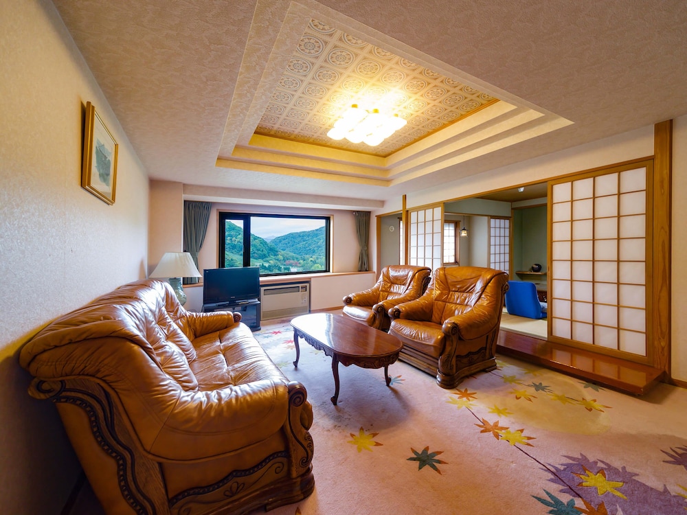 Royal Room Type B Non-Smoking photo 1