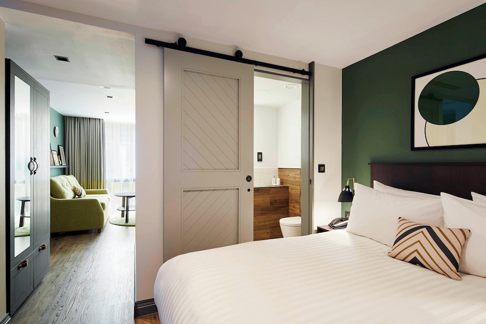 Suite, 1 Double Bed (1 Bedroom) photo 1
