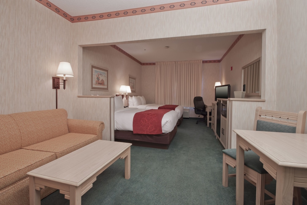 Suite, 1 King Bed with Sofa bed, Non Smoking - Photo 2