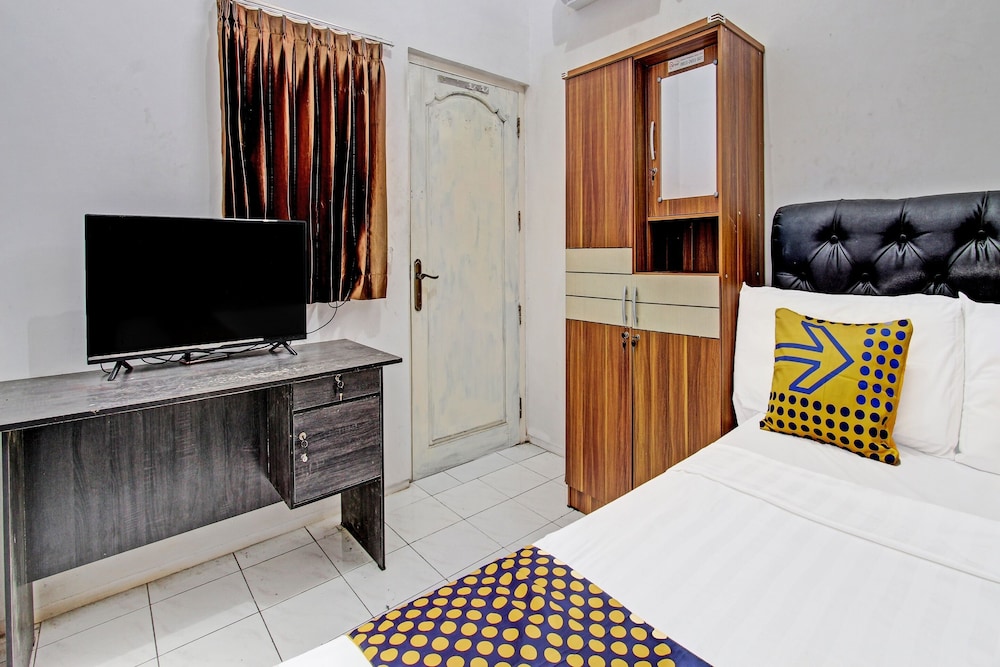 Economy Double Room photo 3