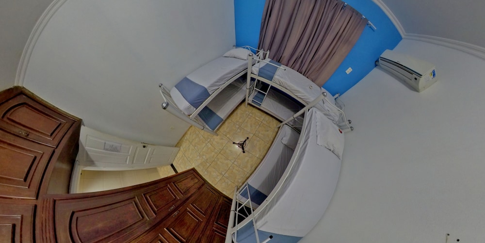 Basic Quadruple Room (Cateretê)