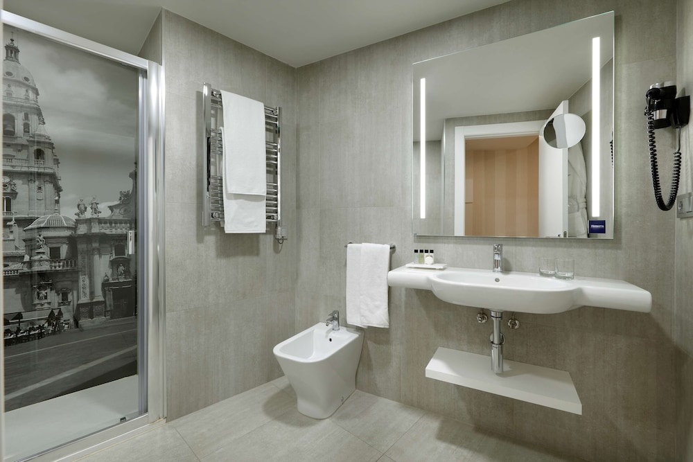 Junior Suite, City View - Photo 8
