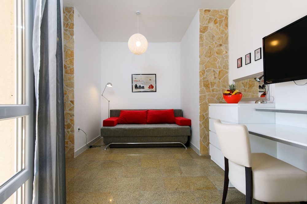 Crab. Appartement met terras, aan het strand photo 1